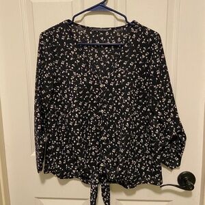 West Kei - Small - Tie-Front Blouse